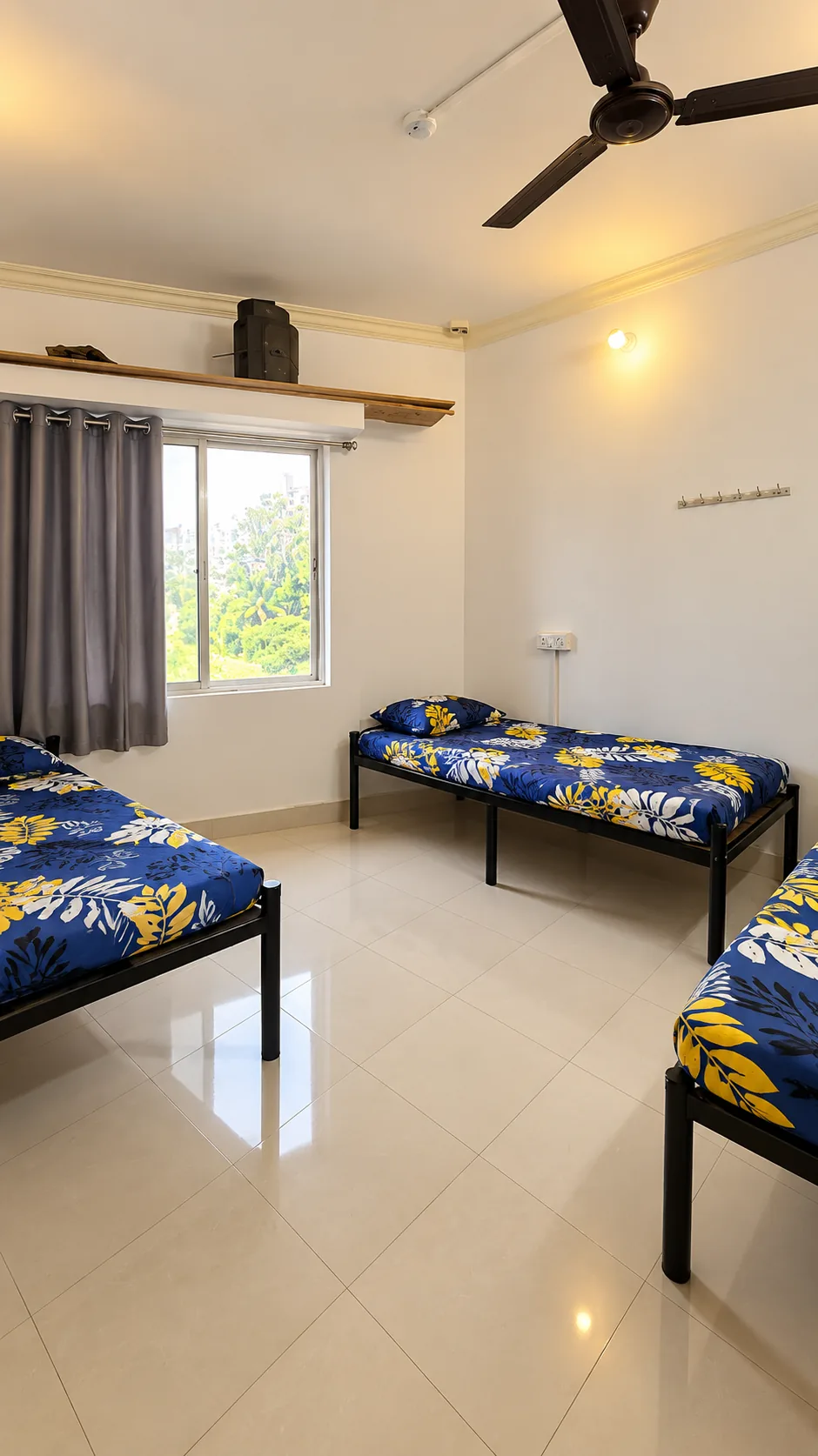 3 Sharing Room - Boys PG room in Warje Atul Nagar Pune starting ₹5,500/month